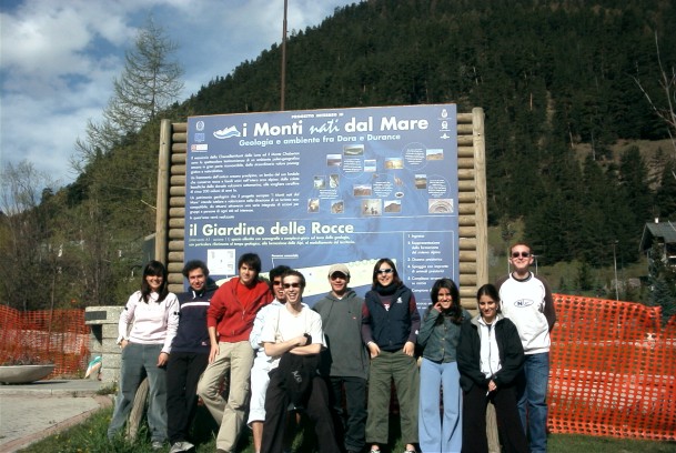 Studenti della V B Liceo Scientifico (a.s. 2003/2004)